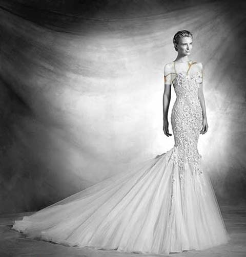 لباس عروس بلند