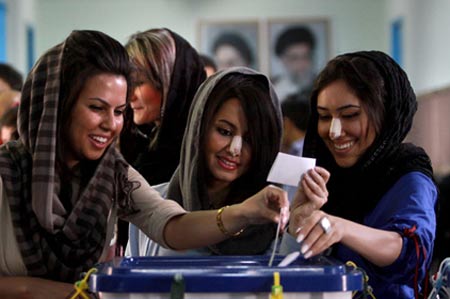 جراحی بینی دختران ایرانی سوژه خنده عربها شد + عکس